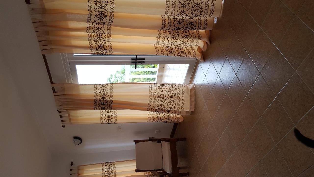 Villa Kayola - Self Catering Pointe La Rue Dış mekan fotoğraf