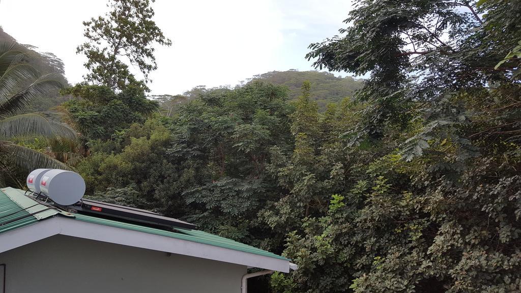 Villa Kayola - Self Catering Pointe La Rue Dış mekan fotoğraf