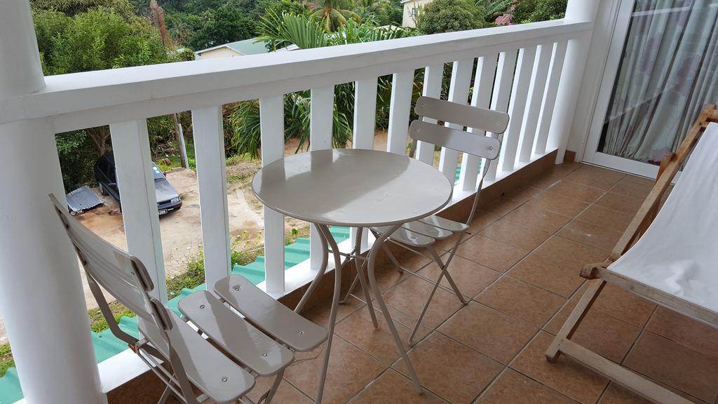 Villa Kayola - Self Catering Pointe La Rue Dış mekan fotoğraf