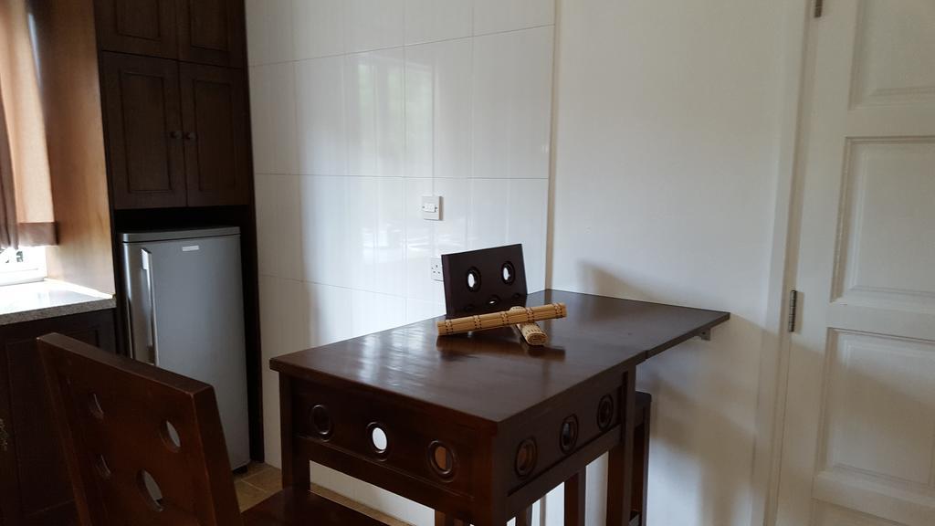 Villa Kayola - Self Catering Pointe La Rue Dış mekan fotoğraf