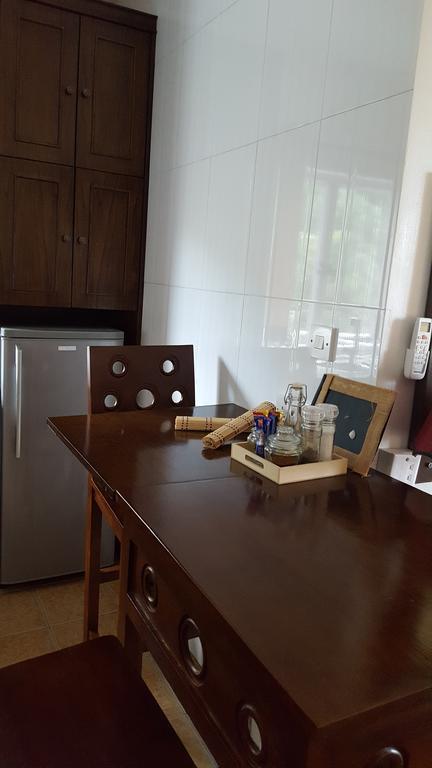 Villa Kayola - Self Catering Pointe La Rue Dış mekan fotoğraf