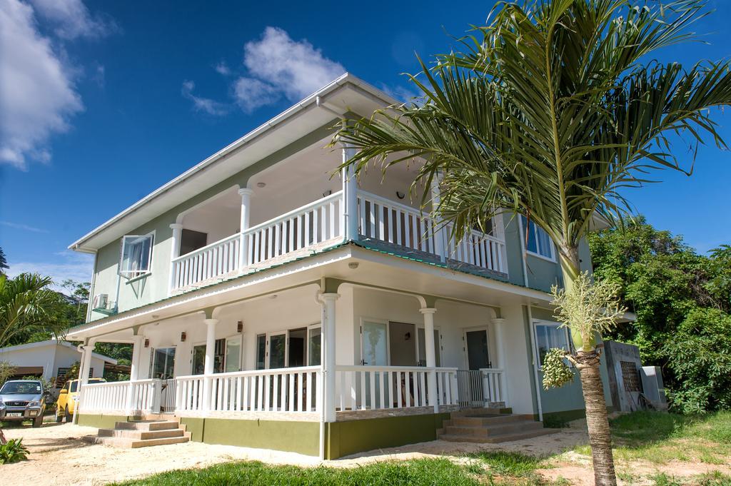 Villa Kayola - Self Catering Pointe La Rue Dış mekan fotoğraf